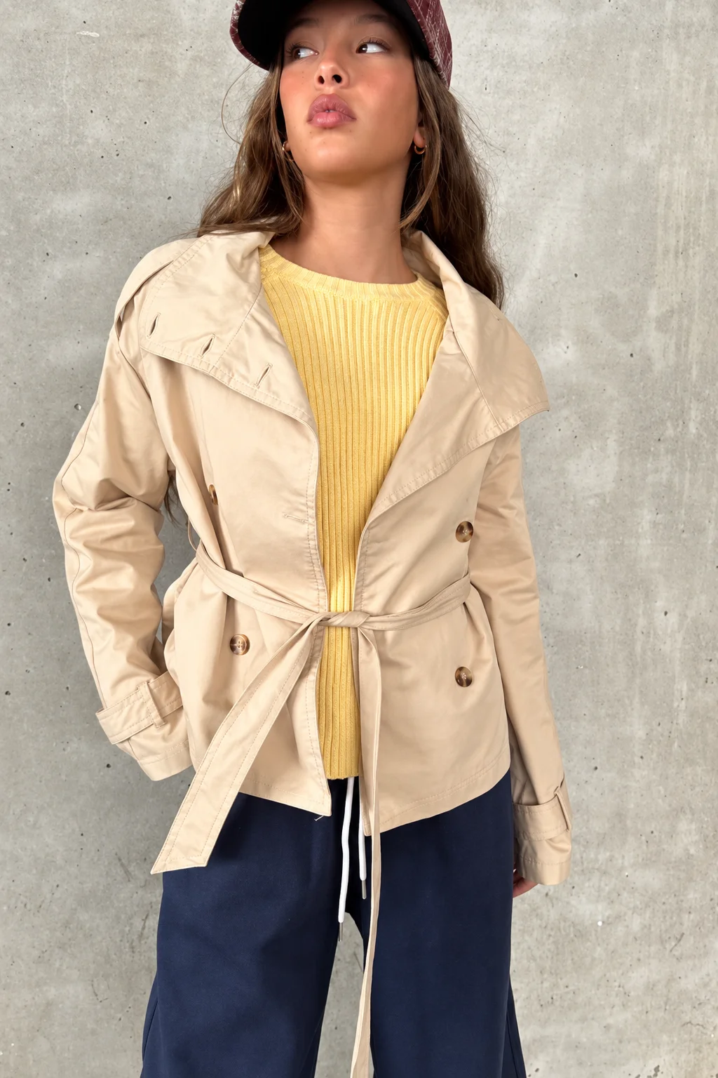 טרנץ מיילי בצבע בז׳